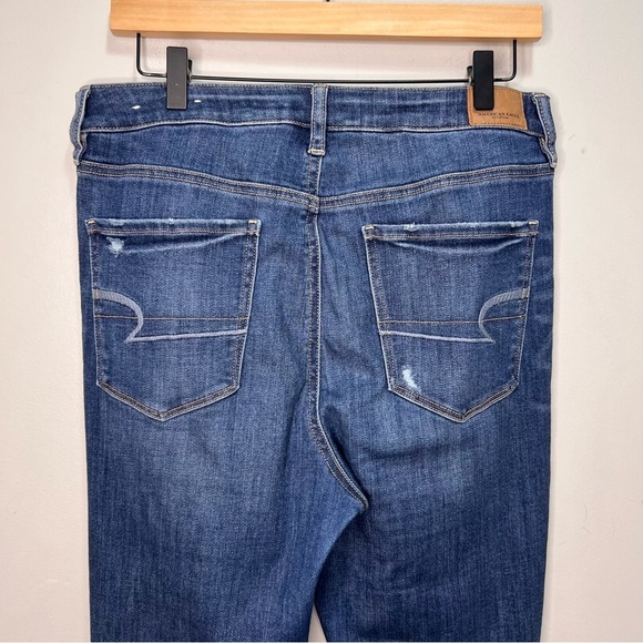 American Eagle Super Hi Rise Distressed Jeggings Size 12 - Picture 6 of 15